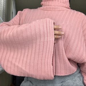 PINK CROP TURTLE NECK 💓🐢
